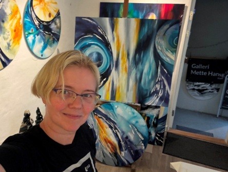artist-mettehansgaard-paintingsabouttheuniverse